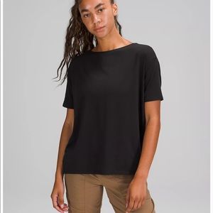 Lululemon Back in Action Short Sleeve